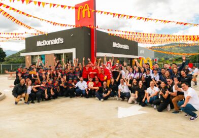 McDonald’s abre las puertas de su primer restaurante en Baja Verapaz, el número 114 en Guatemala