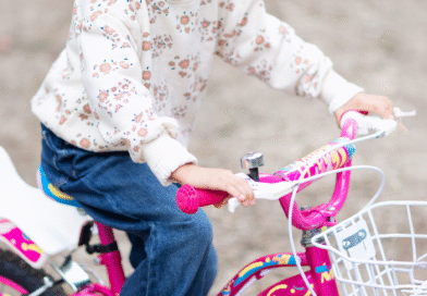 Menos pantallas, más bicicletas: una alternativa saludable para la niñez