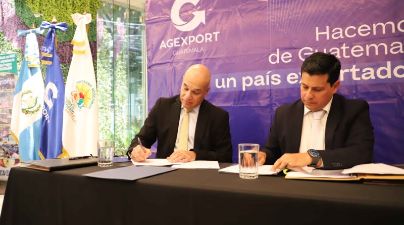 AGEXPORT y MOSCAMED firman convenio para fortalecer la sanidad vegetal y la competitividad agrícola de Guatemala