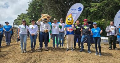 Unen esfuerzos para plantar más de 3,000 árboles