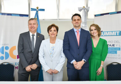 Sagrado Corazón de Jesús lidera la innovación educativa en Guatemala con su primer Summit sobre Inteligencia Artificial