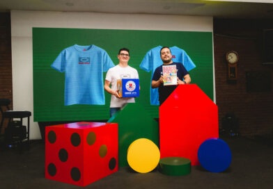 Uniformes de Guatemala y Juegos Metta presentan colección conmemorativa por el aniversario del icónico juego guatemalteco Bancopoly