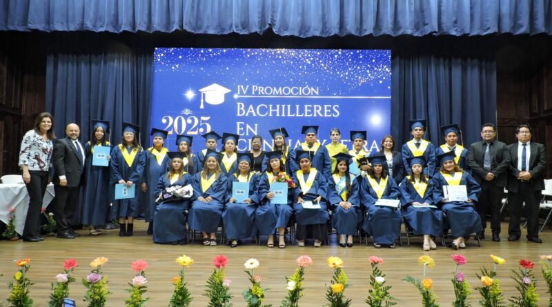 Fundación Miguel Torrebiarte Sohanin celebra graduación de 53 estudiantes del programa Lecciones Brillantes