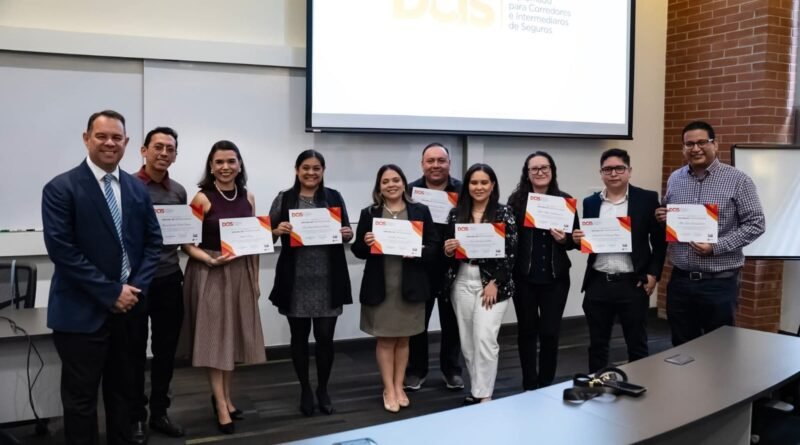 ACORDES eleva los estándares del sector asegurador con la tercera edición del Diplomado DCIS