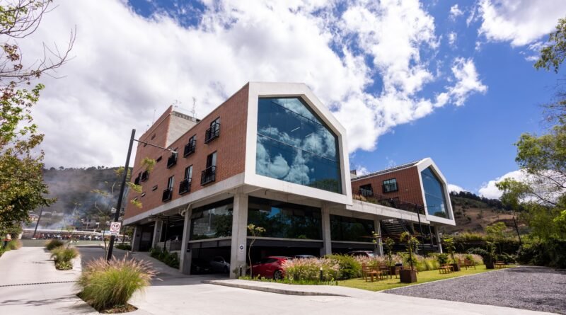 El Cubo Center amplía sus instalaciones para impulsar el crecimiento empresarial y fortalecer el ecosistema corporativo en Antigua Guatemala