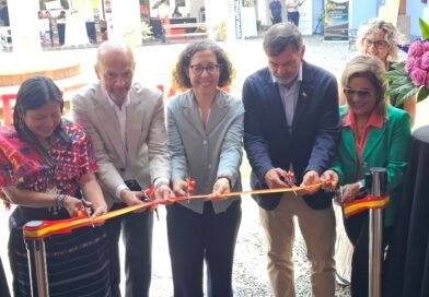 Carnaval Canario 2026 en Antigua Guatemala