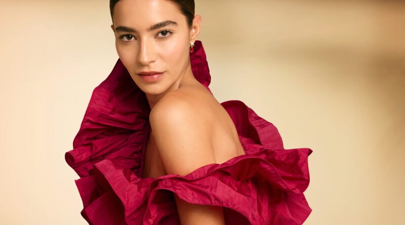 De la línea más emblemática de la perfumería Yanbal llega Ccori Rubí