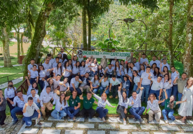 Nestlé continúa impulsando la capacitación de jóvenes caficultores en la región