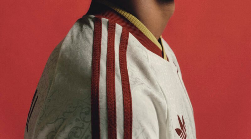 Adidas regresa el trifolio a la Copa Mundial de la FIFA™ por primera vez en 36 años con el  lanzamiento de las camisetas de visitante