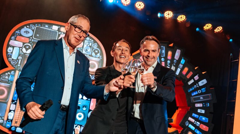 JBL celebra 80 años impulsando el sonido