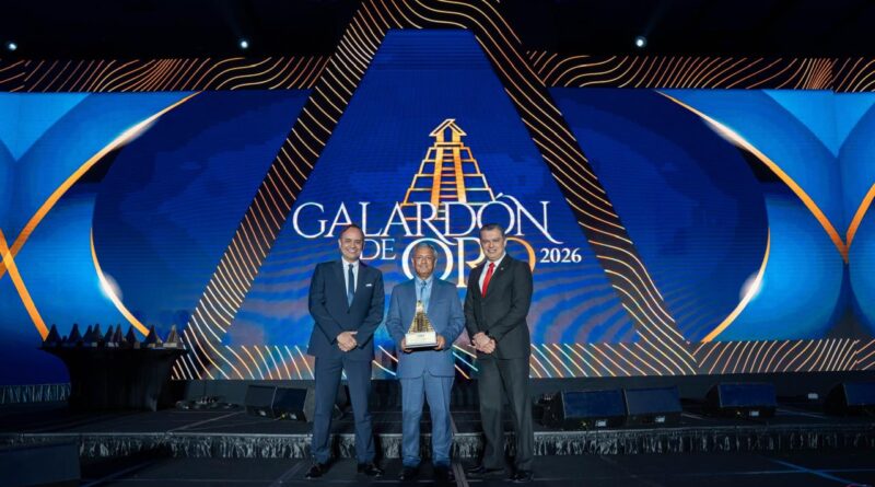 BANRURAL recibe por tercer año consecutivo el Galardón de Oro FHA por financiar la mayor cantidad de viviendas de interés social