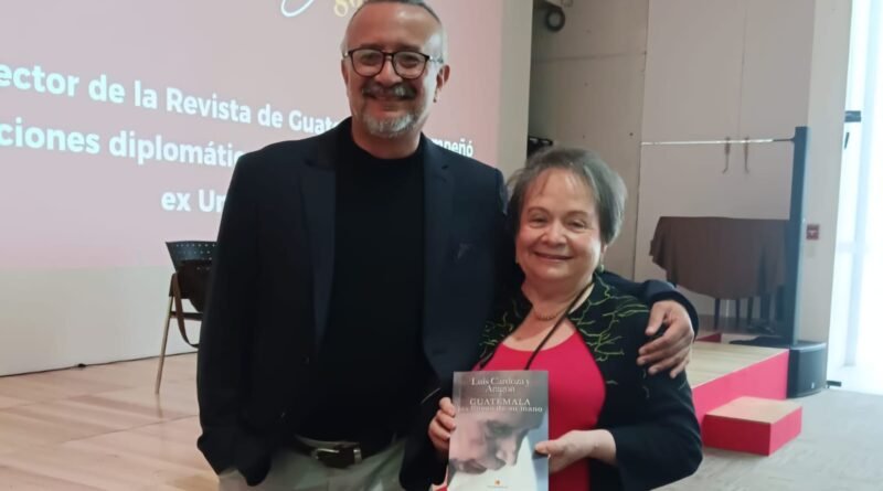 La historia en manos de nuevas generaciones: Editorial Piedrasanta presenta “Guatemala, las líneas de su mano”
