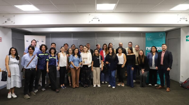 Jóvenes que exportan, innovan y generan empleo: NewGen de AGEXPORT conmemora el Día Internacional de la Juventud