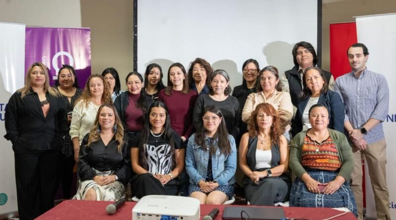 Mujeres emprendedoras fortalecen sus negocios con herramientas digitales de la mano de Tigo Guatemala