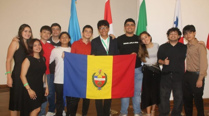 Guatemala destaca en el Mundial Escolar de Debate MED 2026 en Panamá