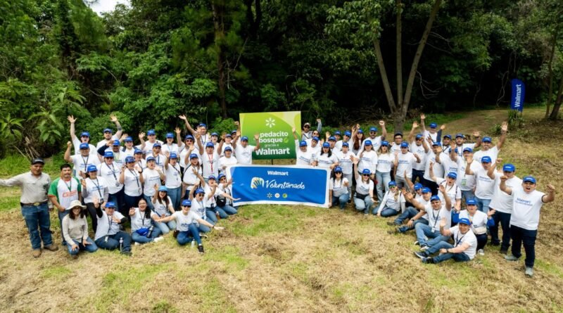 Walmart realiza jornada de reforestación y siembra más de 1,000 árboles en Parque Ecológico Florencia
